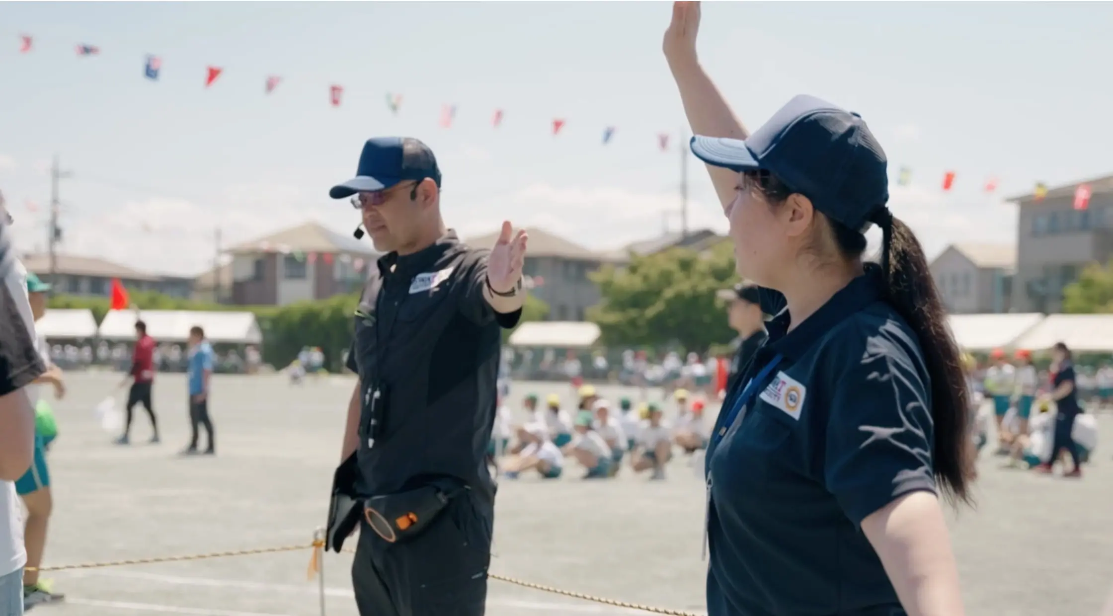 運動会を見守る様子